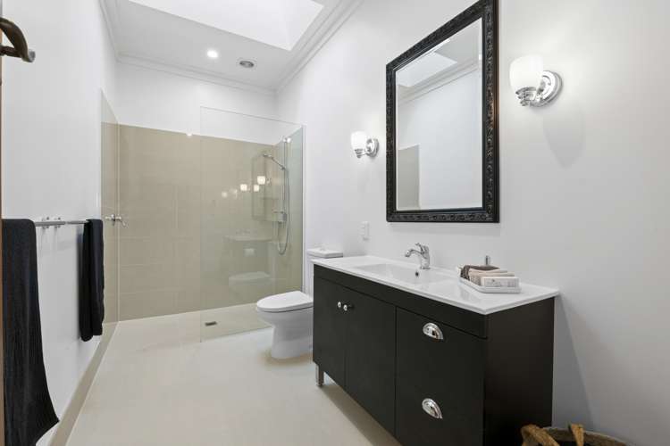 7 Bruce Street Northcote Point_19