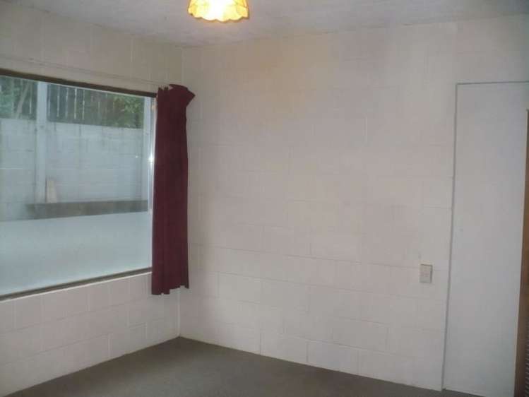 143 Royal Road Massey_9