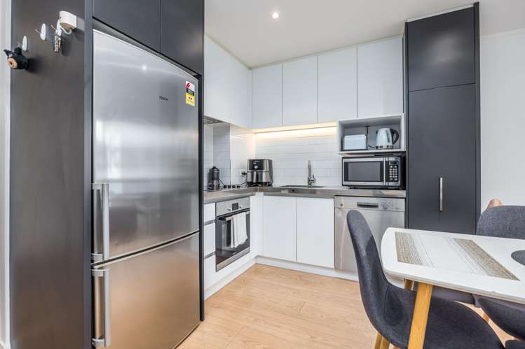 307/145 Nelson Street_5