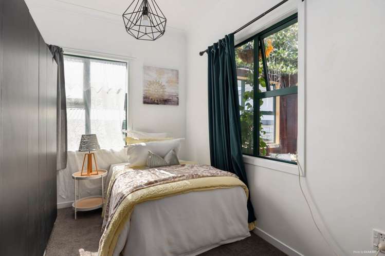 24 Denbigh Avenue Mt Roskill_9