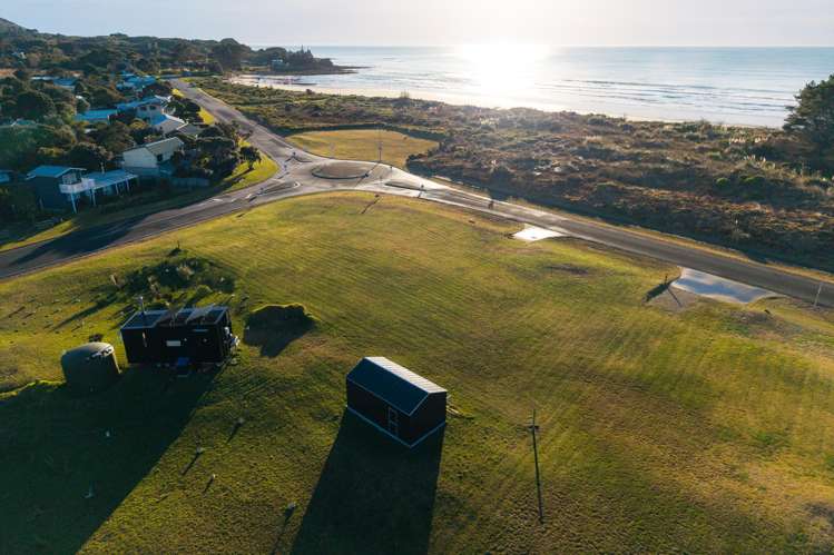 50 Blakes Approach Mahia_2