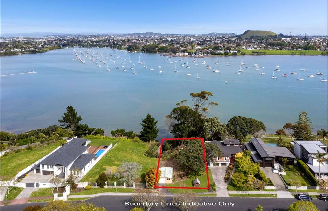 69 and 71 Fisher Parade, Sunnyhills, Auckland