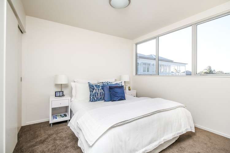 1/27 Wallace Street Herne Bay_2