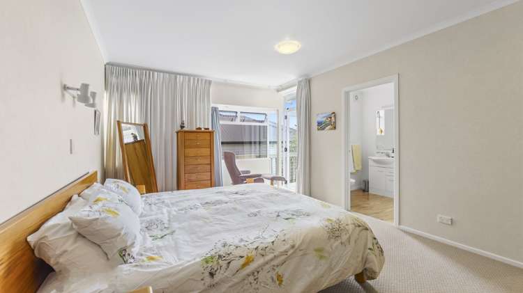19 Swann Beach Road Stanmore Bay_5
