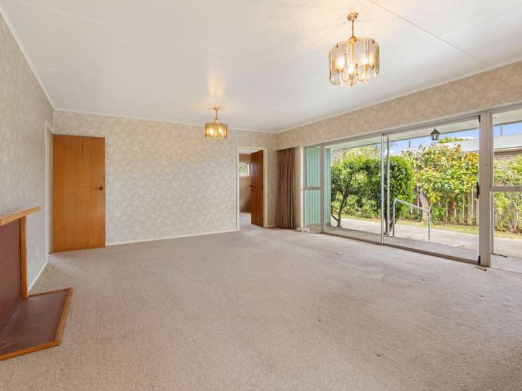 13 March Street Spring Creek_1