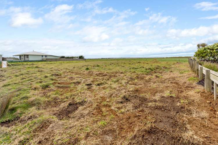 295 Tai Road Opunake_7