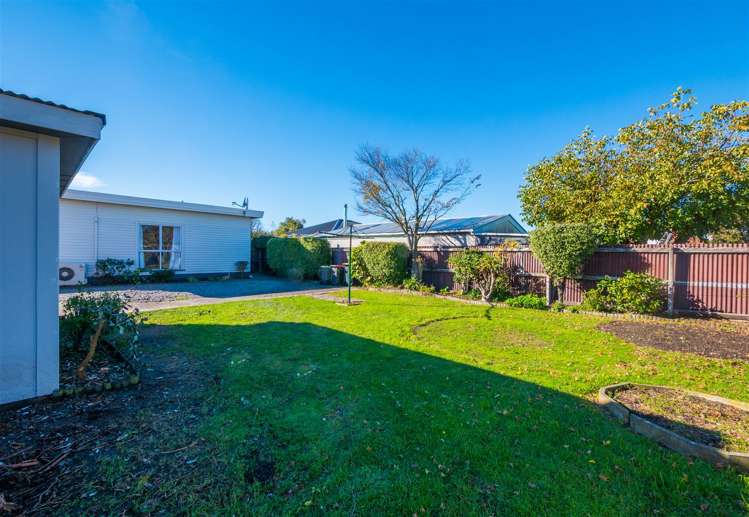 92 Amyes Road Hornby_14