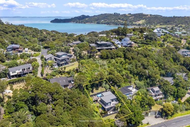186 Ocean View Road Oneroa_23