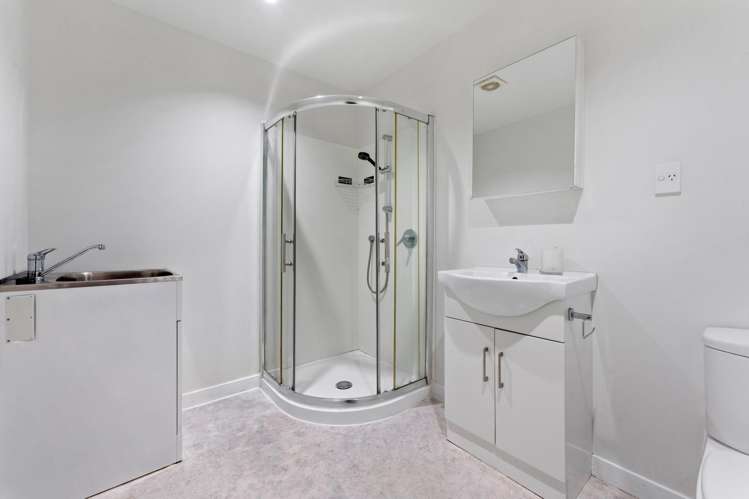 69 Vandeleur Ave Birkdale_13