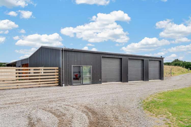 325 Curraghs Road Rolleston_36