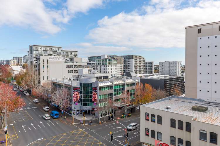 702/168 Hobson Street Auckland Central_12