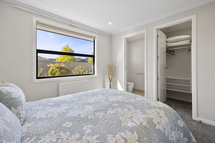 2 Carnoustie Lane Mosgiel_17