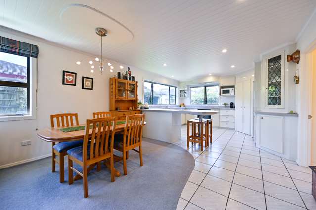 4 Bremner Crescent Stoke_1