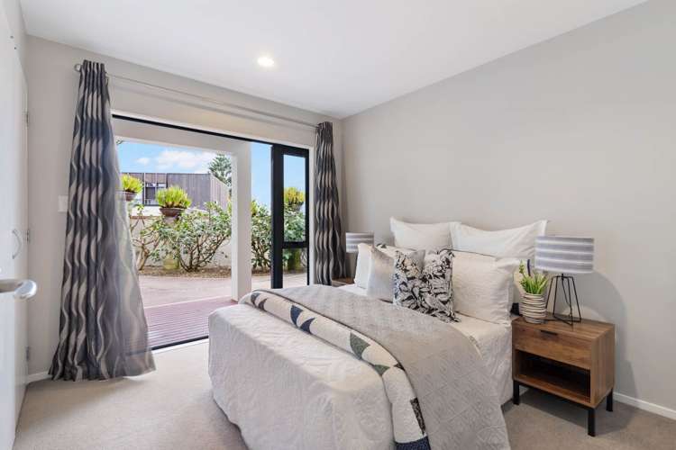 2/4 Rogers Avenue Eastern Beach_17