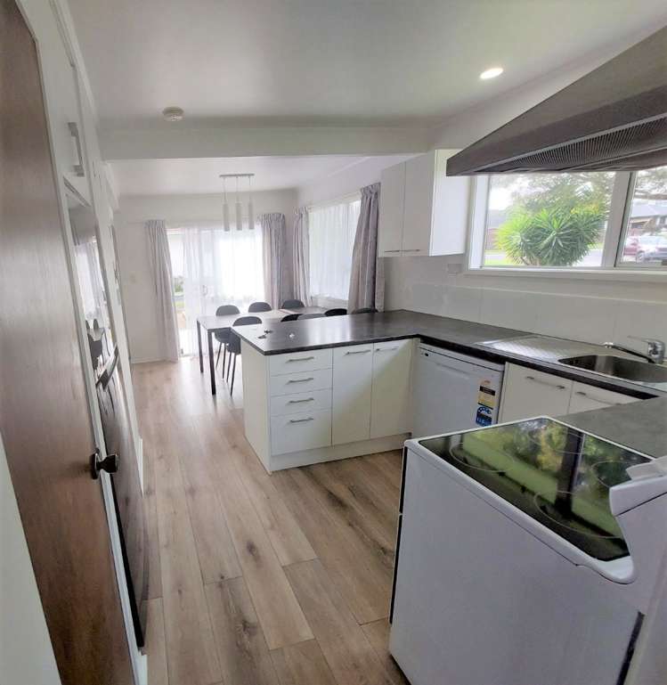 1/3 Tyndrum Place 10676_3
