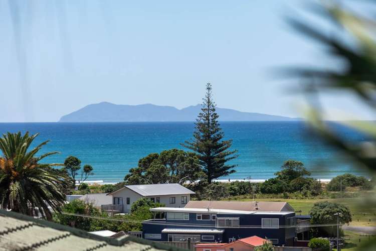 10 Mayor View Terrace Waihi Beach_0