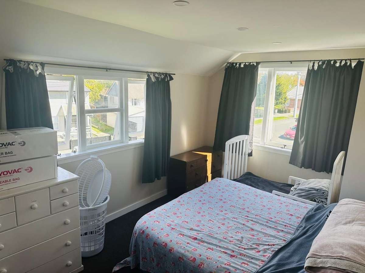 2 bedroom house available for rent 3