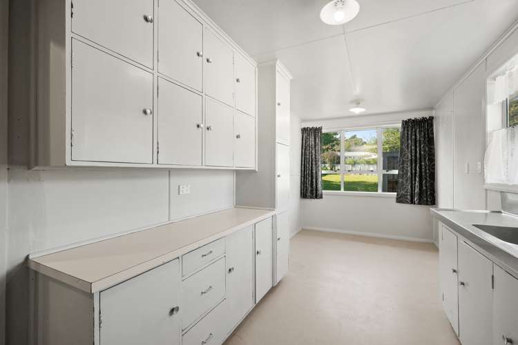 16 Lawrence Street Outer Kaiti Gisborne District Houses for Rent