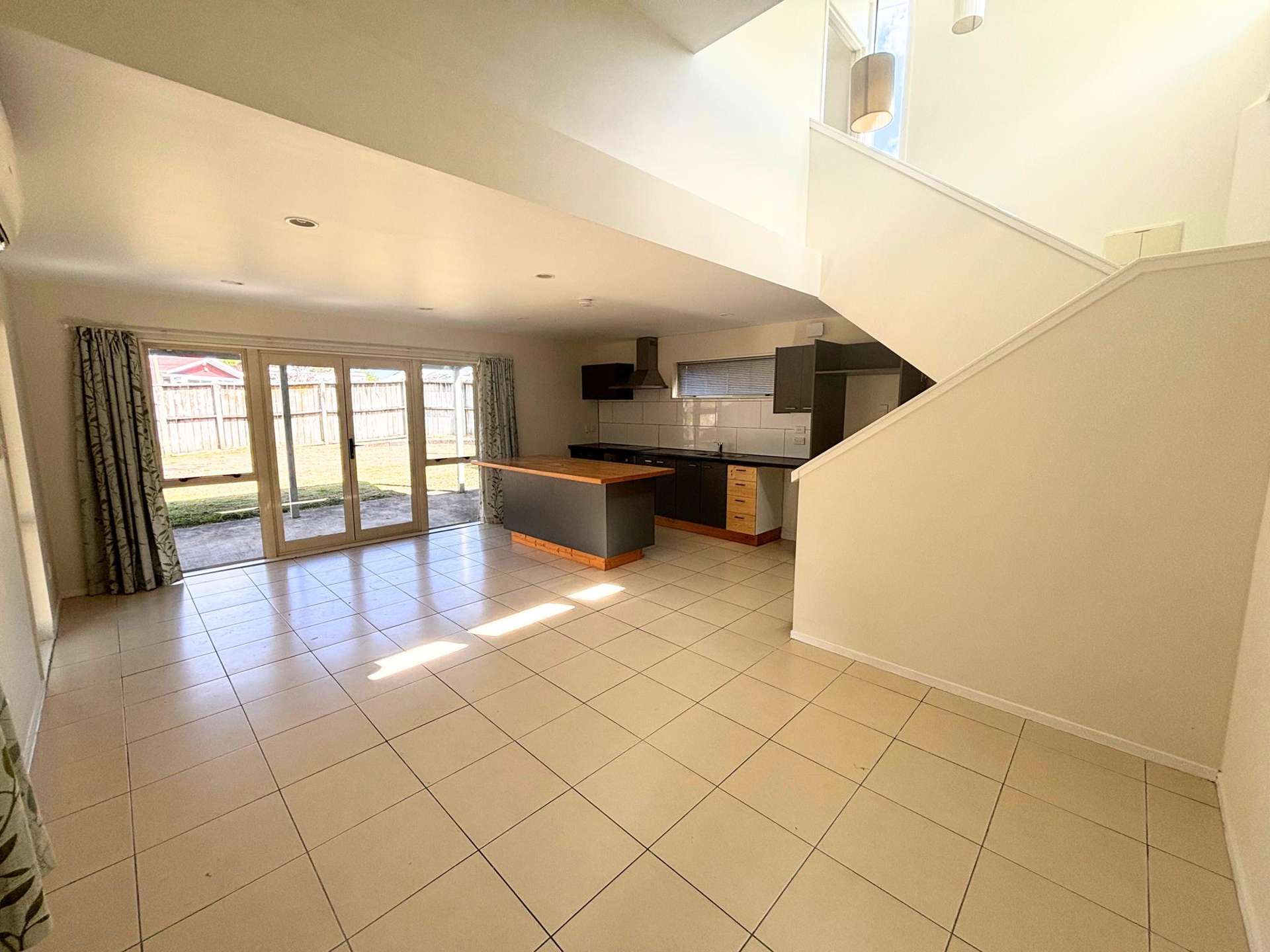 18 Stokes Avenue Te Atatu Peninsula_0