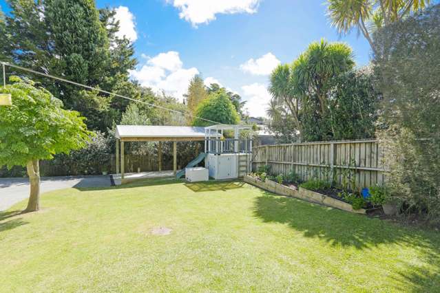 348a Royal Road Massey_3