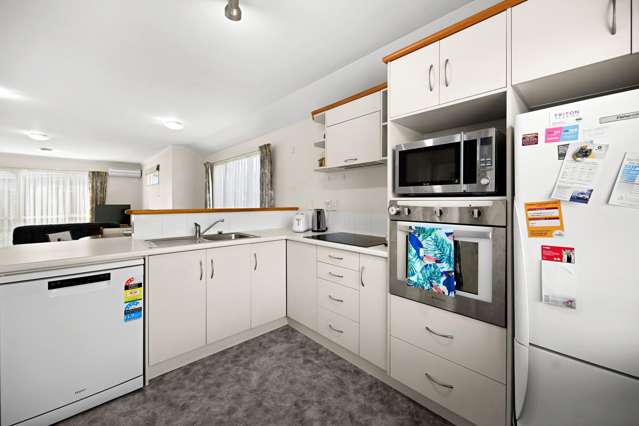 61/16 Rototuna Road Flagstaff_3