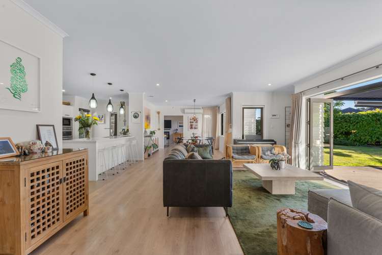 11 Mahoe Glade Patumahoe_10