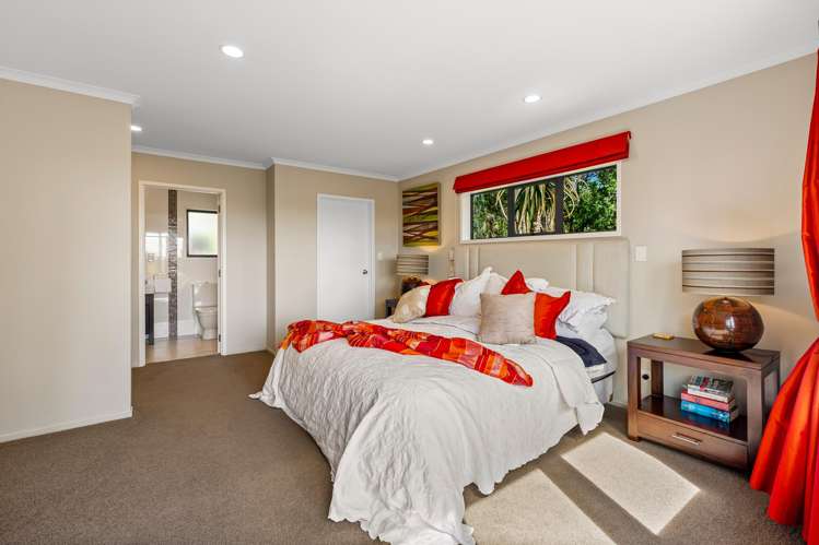 77 Tender Road Dairy Flat_13