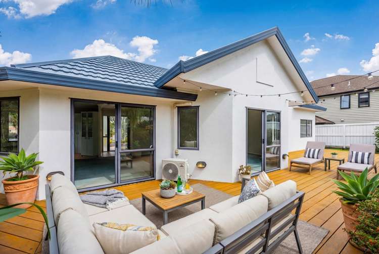 1 Cayman Place Unsworth Heights_3