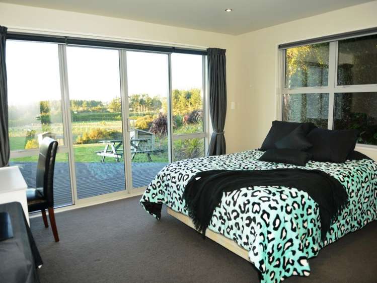 10 Lakeside Terrace Westport_16