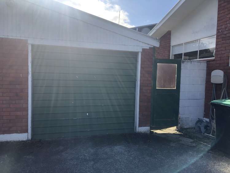 2/36 Pukatea Street Glenwood_11