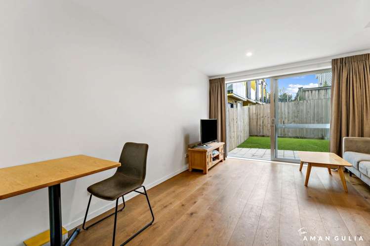 15 Helen Jenepher Lane_5