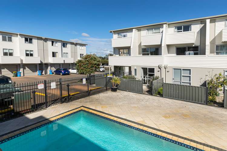 14/3 Riverside Road Orewa_22