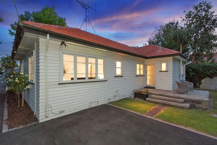 17 Wilson Street Hamilton East_21