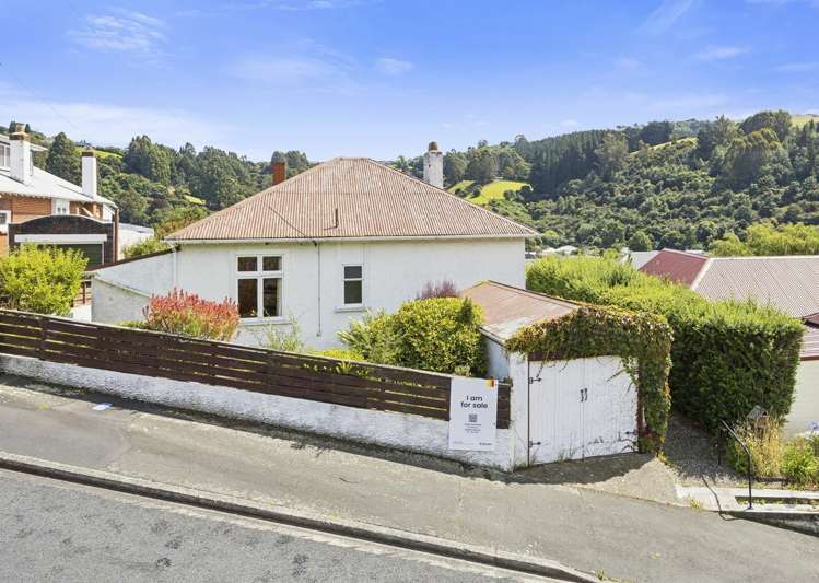 25 Royston Street North East Valley_15