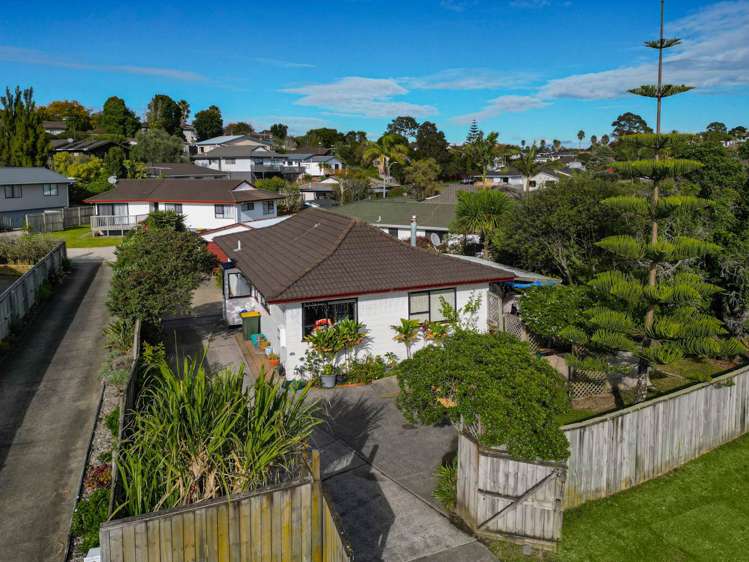 56 Meadowood Drive Unsworth Heights_21