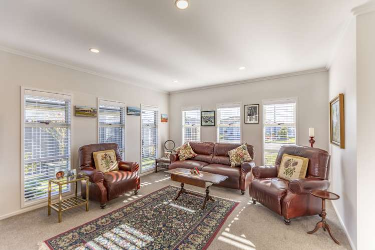 19 Drake Crescent Awatoto_5