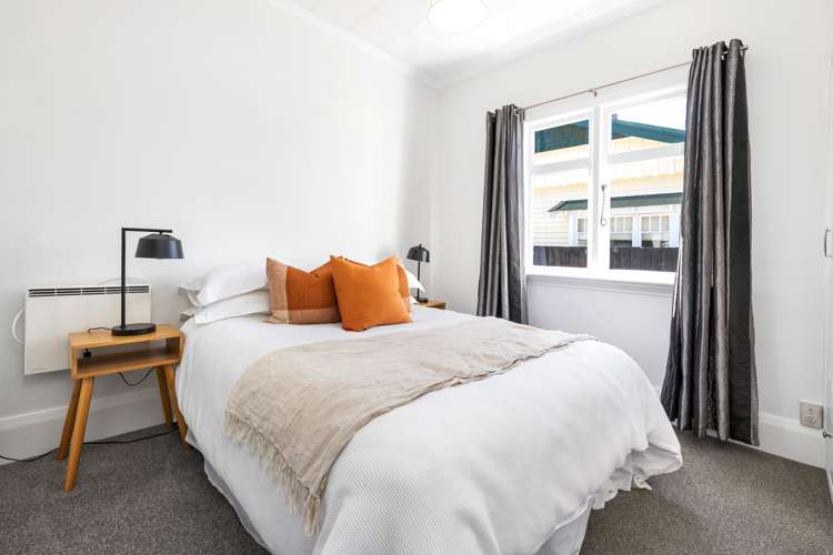 14 Cardiff Avenue Somerfield_12