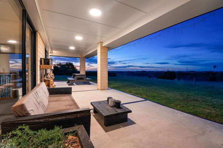 245 Ashhurst Road Bunnythorpe_25