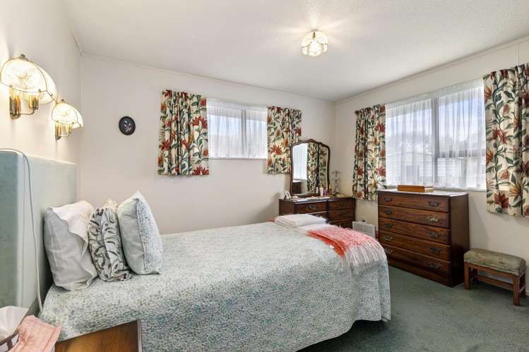 2/12 Birch Street Hutt Central_12