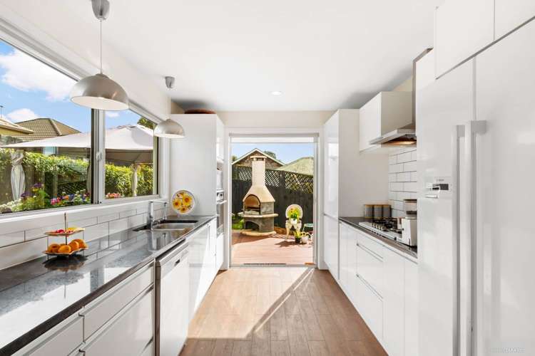 12a Cairnsvale Rise Manurewa_1