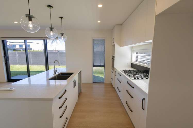 5 Ruru Street 11373_5