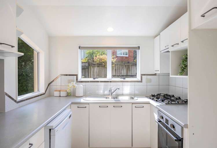 1B Eversleigh Road Belmont_5