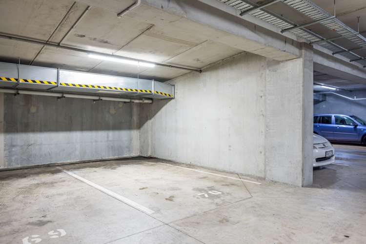 605/2 Dockside Lane Auckland Central_17