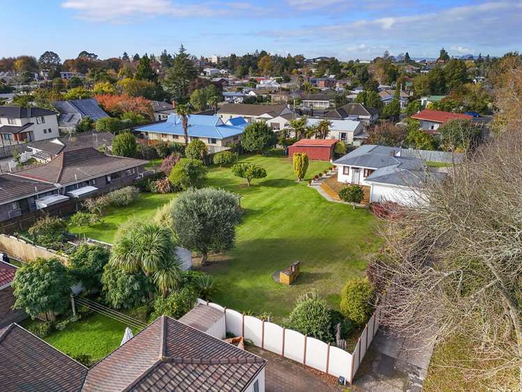 53 Knighton Road Hillcrest_17