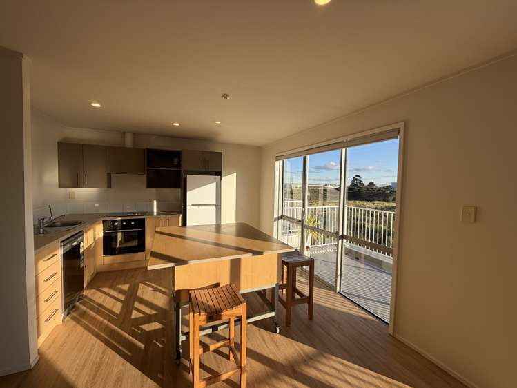14/15 Bishop Lenihan Place East Tamaki_2