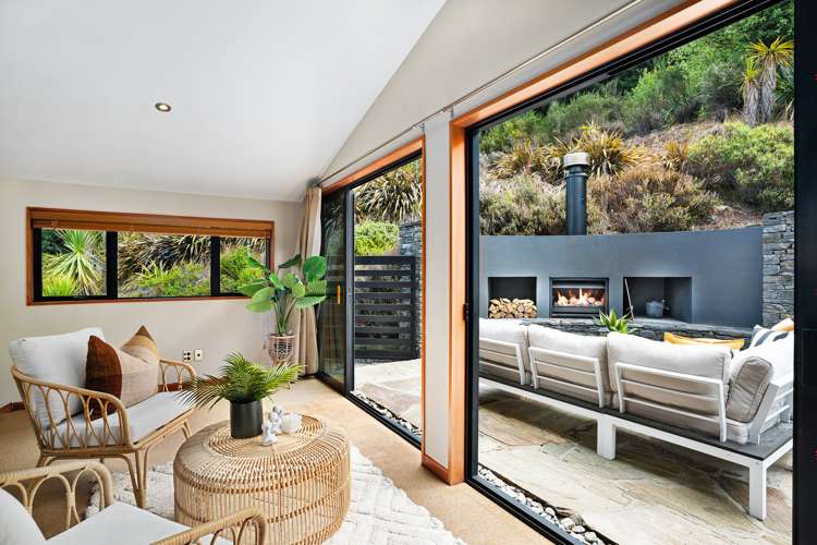 145 Wynyard Crescent Fernhill/Sunshine Bay_11