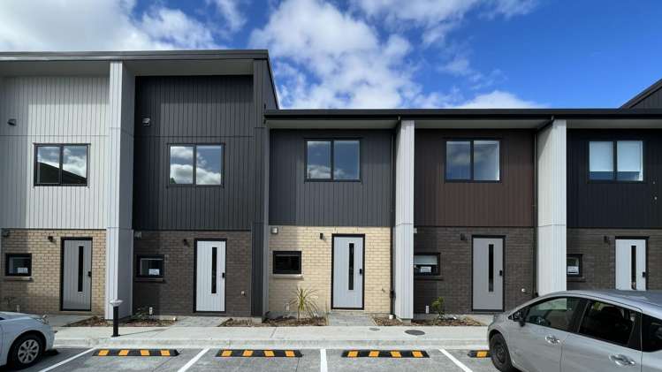 6/476 West Coast Road 1665_0