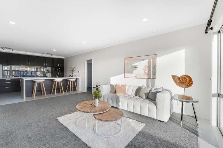 5 Woolaston Place Flat Bush_4
