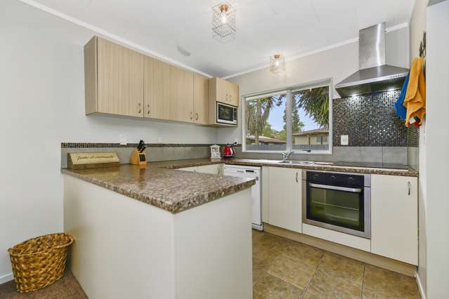 12 Lickfold Lane Pukete_2