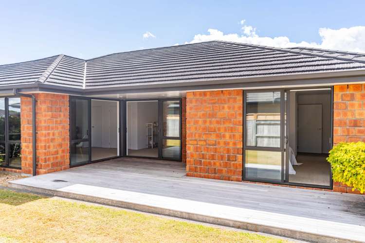 20 Kowi Lakes Drive One Tree Point_24